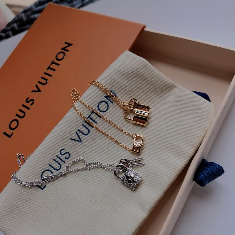 LV Necklace 09yxq03